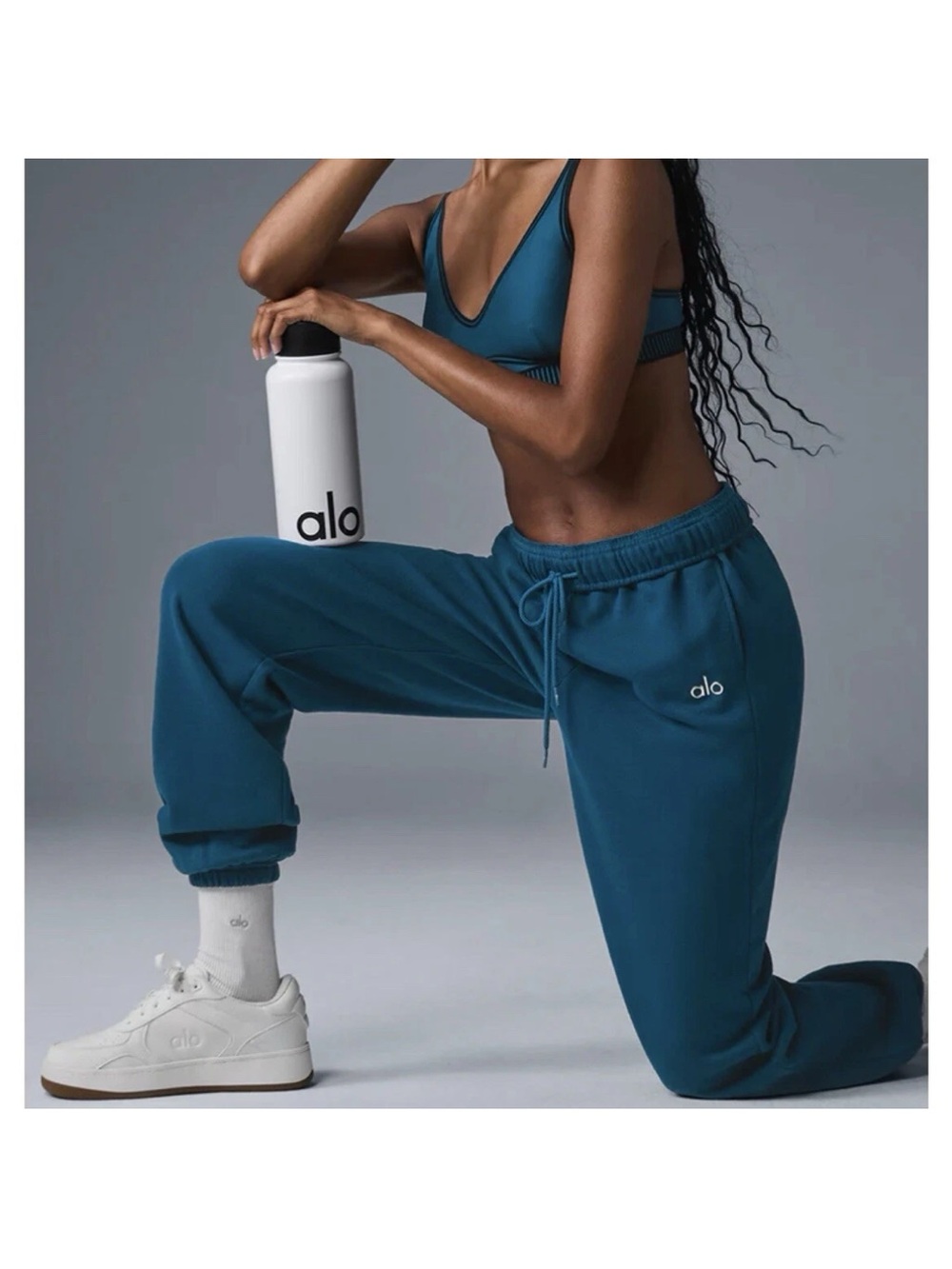 ALO Yoga Accolade Sweatpant Eclipse Blue Size M Unisex Jogger